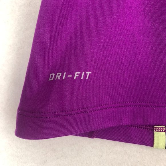 Nike Women's Size Medium Pro Combat Dri-Fit Compression Purple Active Pullover - Picture 3 of 11